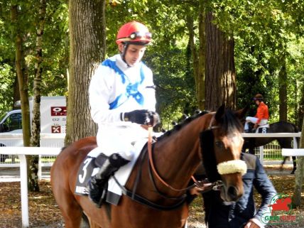 Le jockey Wilfrid Denuault