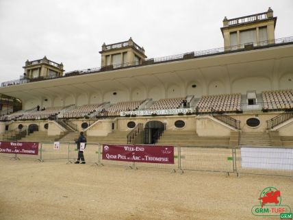 Tribune à Longchamp